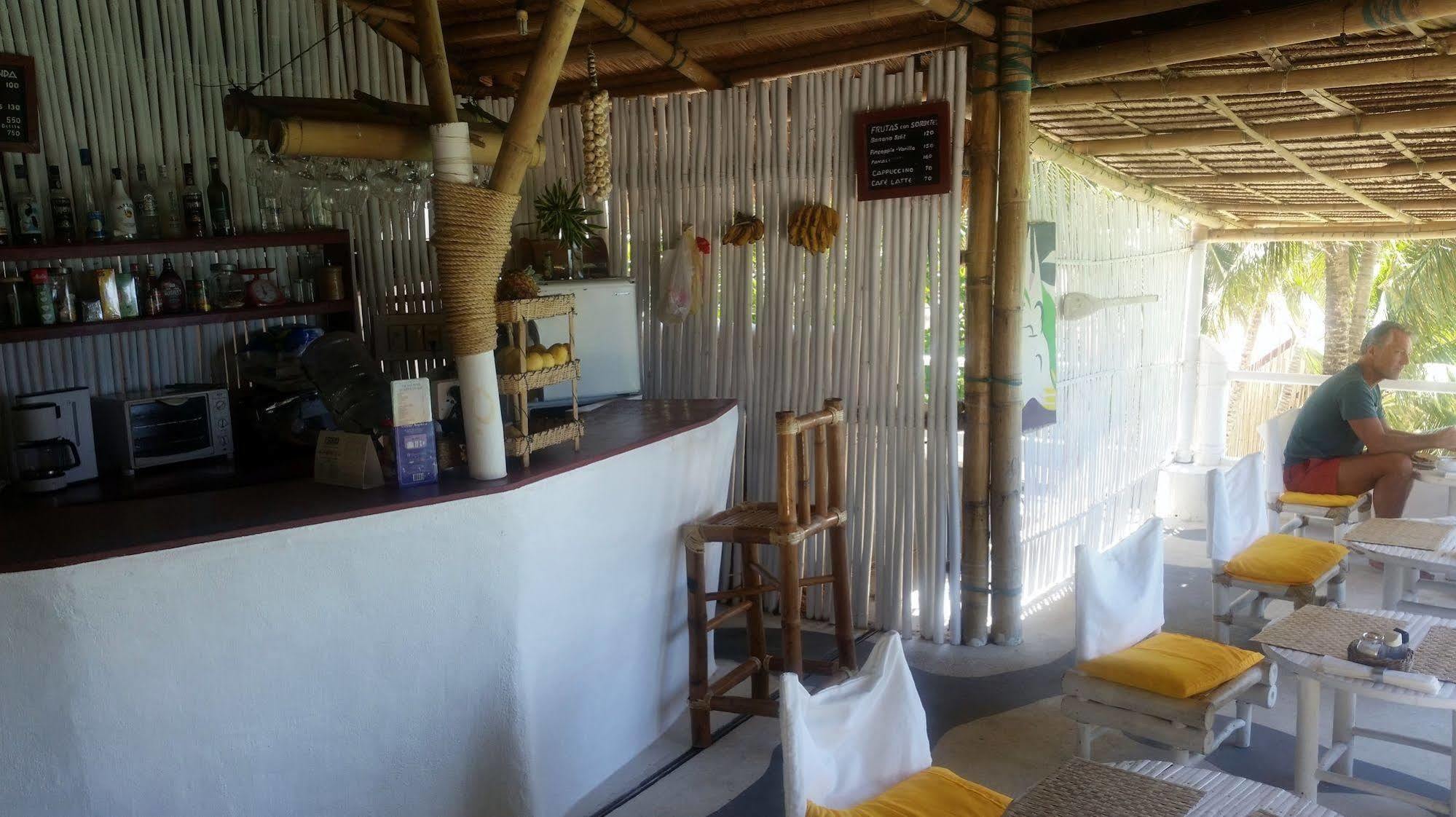 Artista Beach Villa Balabag  Exterior photo